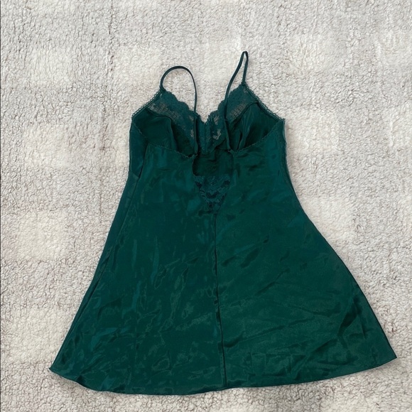 Victoria's Secret Green Lace Chemise with Silky Sheen - Picture 3 of 5